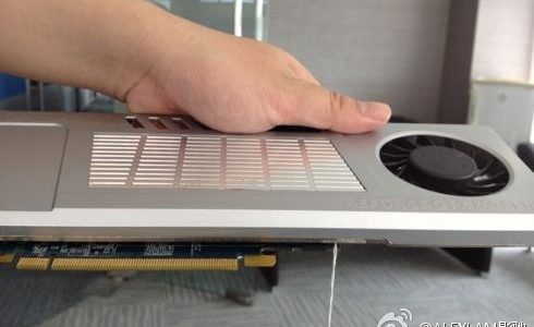 GTX 680 single slot por Galaxy