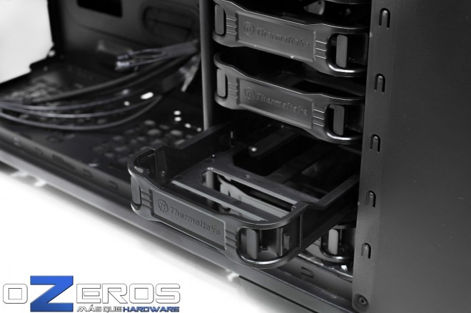 Thermaltake_Urban_S71_Foto-11