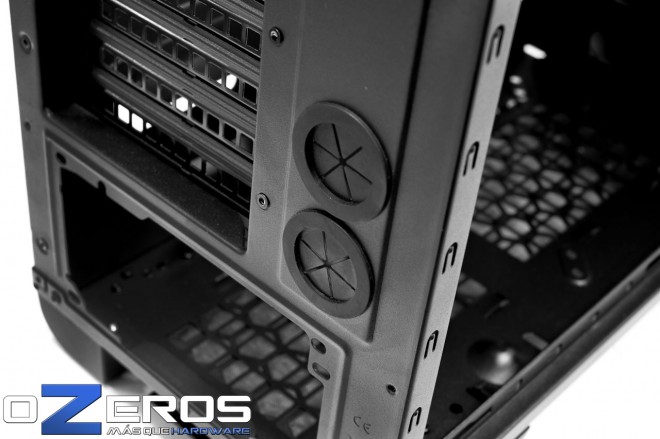 Thermaltake_Urban_S71_Foto-25