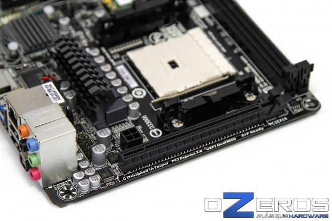 Gigabyte_F2A85XN-WIFI_Foto-7
