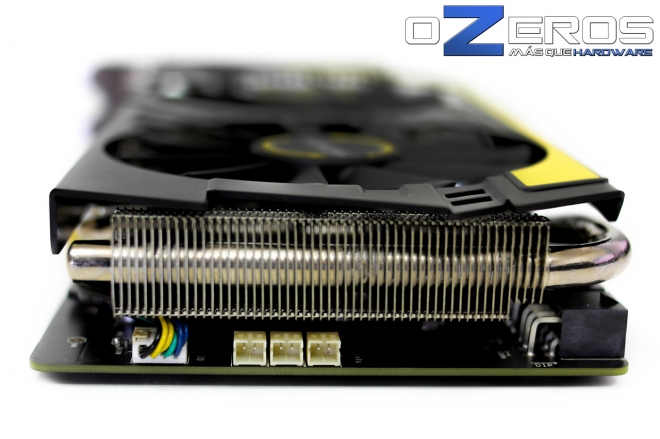 MSI_R9_270X_Hawk_Foto-10