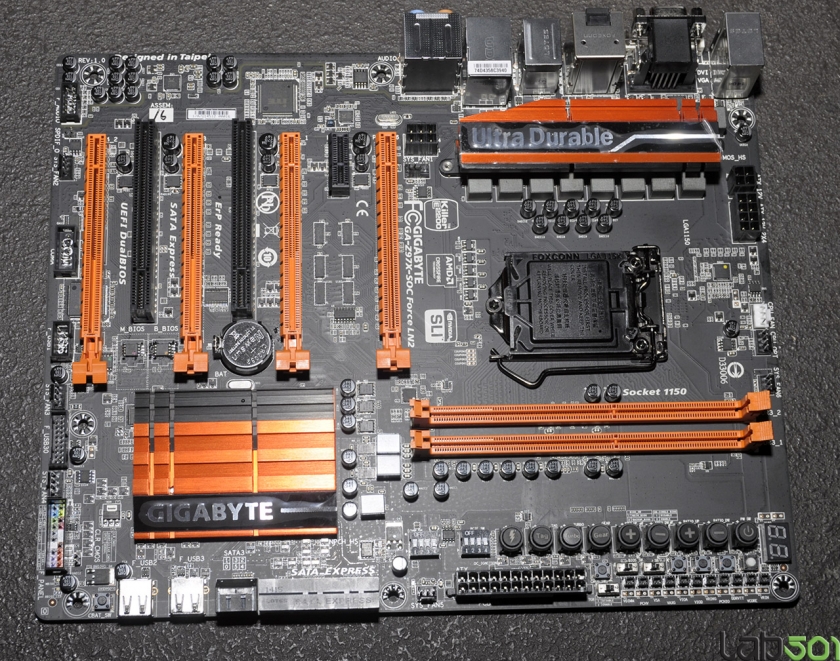 Gigabyte-GA-Z97X-SOC-Force-LN2-Motherboard