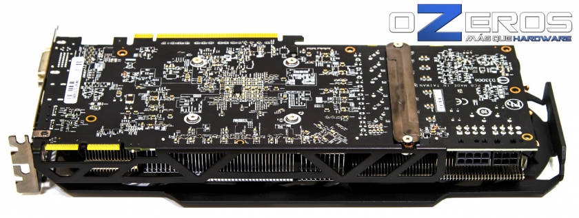 Gigabyte-R9-280X-Windforce-11