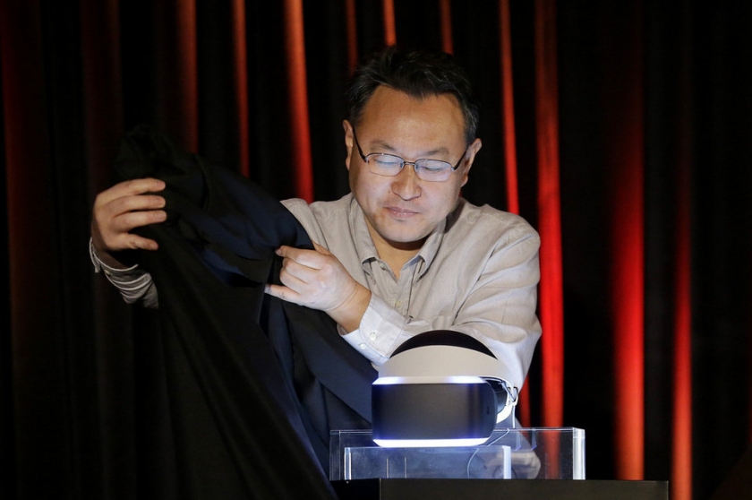Shuhei-Yoshida-en-la-presentac_54408722306_54028874188_960_639