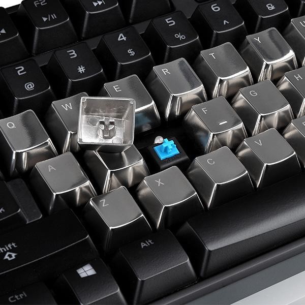 Tt_eSports_METALCAPS_002