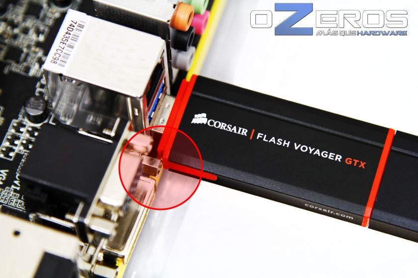 Corsair-Voyager-GTX-128GB-6