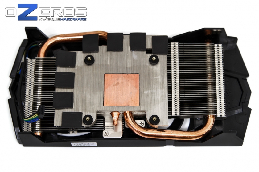 Sapphire-Radeon-R7-265-Dual-X-18