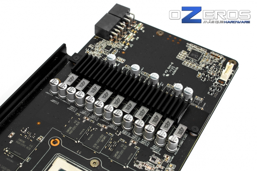 ASUS-GTX980-Strix-23