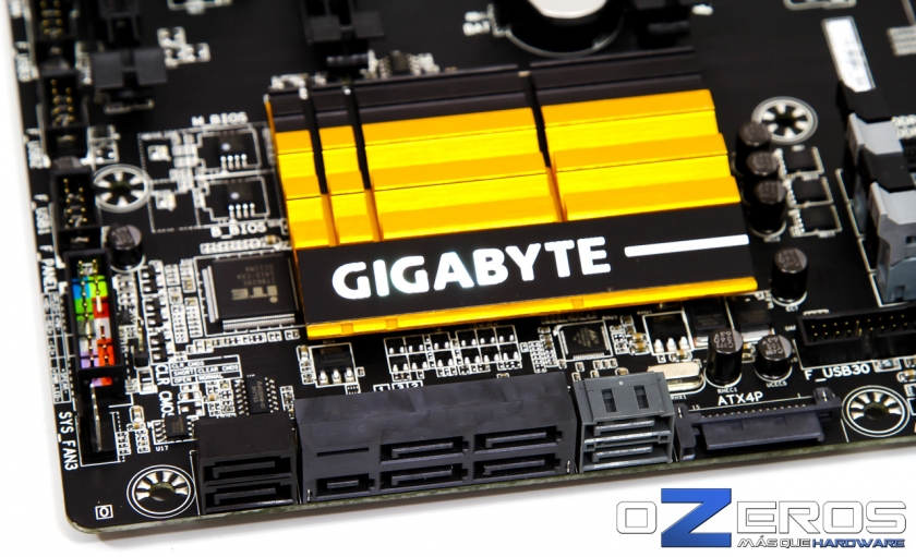 Gigabyte-Z97X-UD7-TH-9