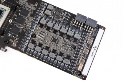 iGame GeForce GTX 980 KUDAN 7