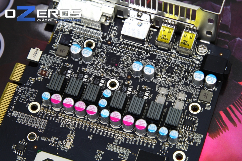 Sapphire-ITX-Compact-R9-285-17