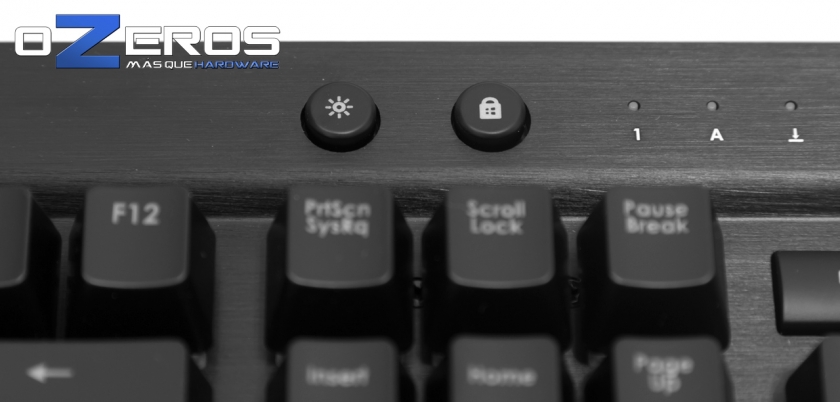Corsair-K70RGB-10