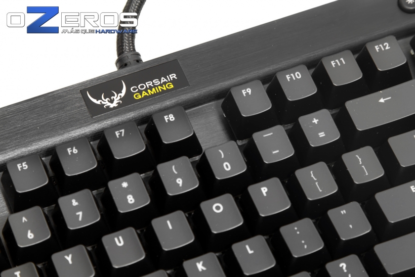 Corsair-K70RGB-5