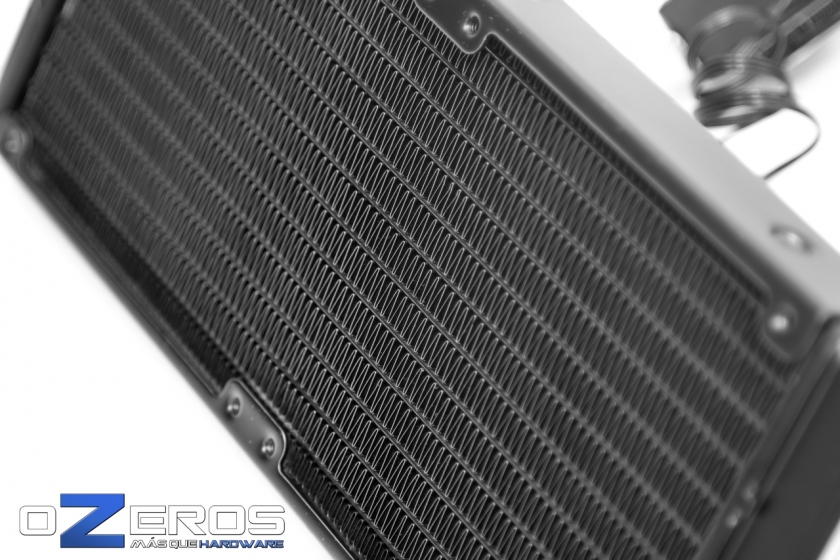 Corsair-H100i-10