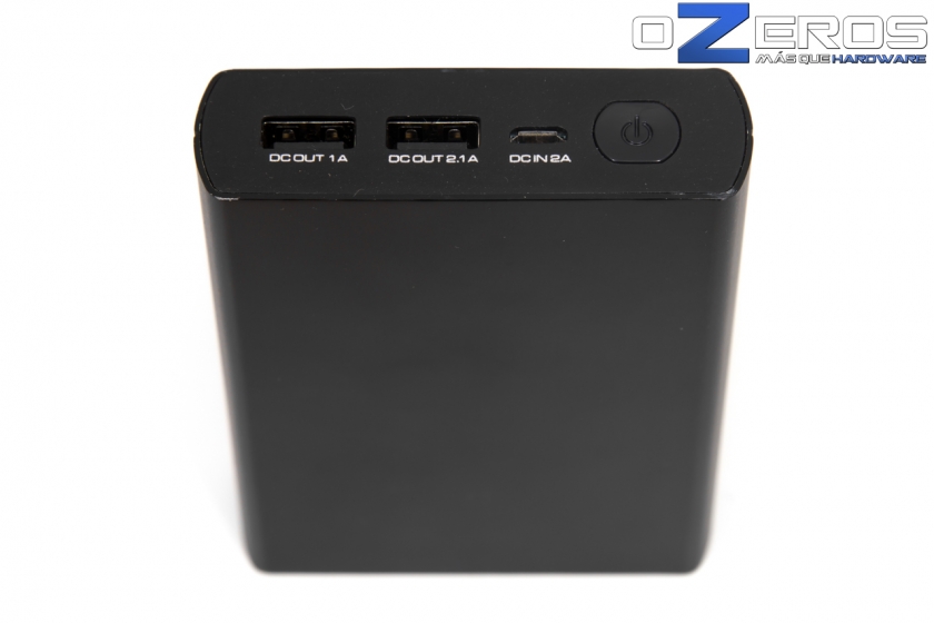 Cougar-Smart-Power-12000mAh-4