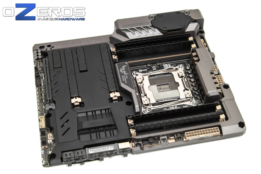 ASUS-X99-Sabertooth-22