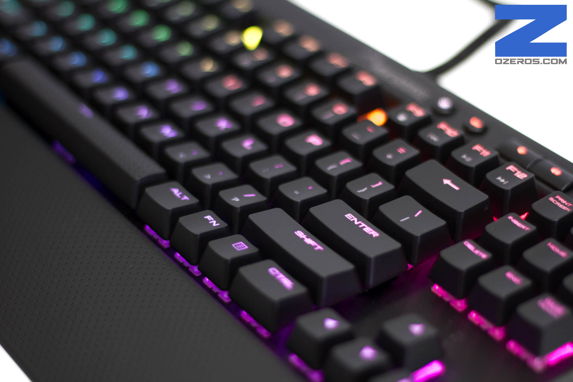 corsairk65-rgb-35