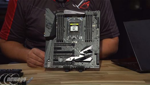 ASUS ROG STRIX X399-E posa ante las cámaras